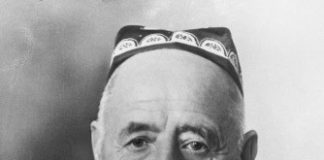 Садриддин Айни