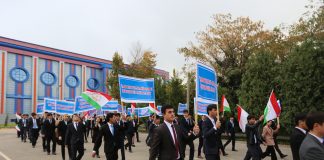 В ТНУ торжественно отпраздновали 30-летие 16-й сессии Верховного Совета Республики Таджикистан и День Президента