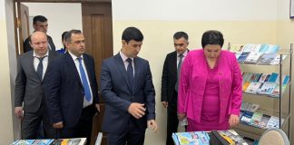 Visit of foreign experts to the Faculty of Economics of TNU in the framework of international accreditation